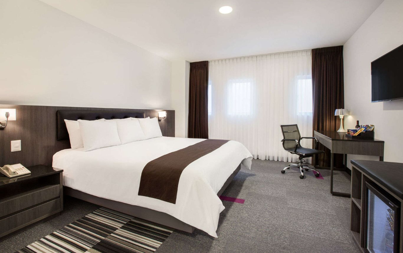 Wyndham Hotel Lima Airport Wyndham Hotel Lima Airport