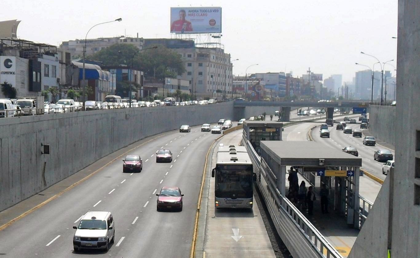 Public transport in Peru: Lima Metropolitano
