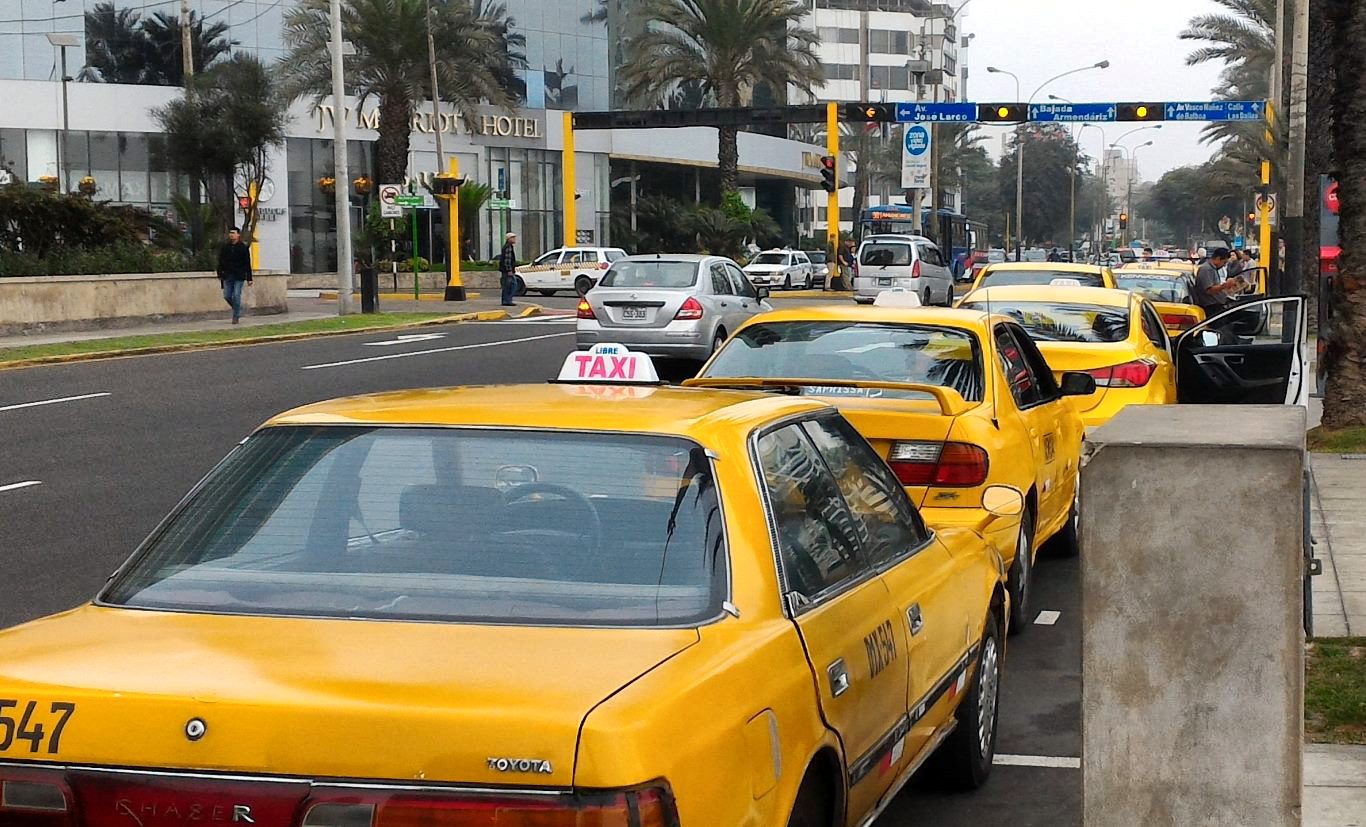 A taxi rank in Peru